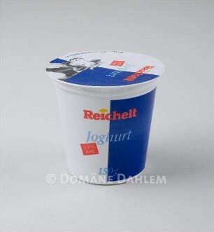 Joghurt-Becher der Firma "Reichelt"