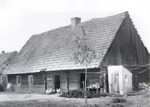 Unbewohntes Haus in Rohne : Bauwesen - Exterieur. Ort: Rowno / Rohne. Gebohltes Haus (unbewohnt)