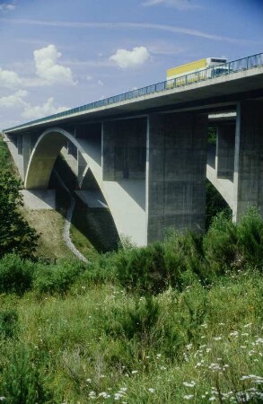 Teufelstalbrücke beim Hermsdorfer Kreuz