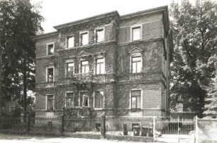 Dresden-Blasewitz, Scariastraße 8. Wohnhaus. Um 1895. Straßenansicht