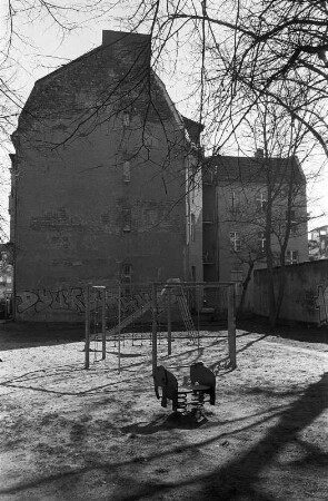 Berlin-Wilhelmsruh : In Berlin-Wilhelmsruh, Hauptstrasse, siehe 2612_22