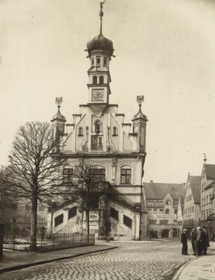 Kempten im Allgäu. Ansicht der Ostfassade des 1474 errichteten Rathauses