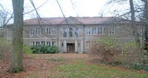 Kahren (Kórjeń), Cottbus, Am Park 21
