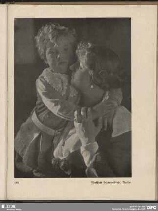[Kind und Mutter]