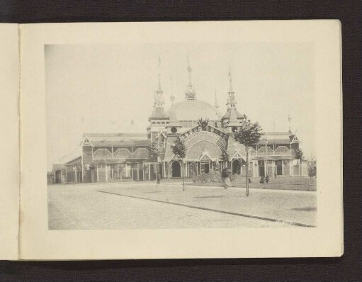 Haupthalle.
