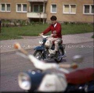 Neues Simson-Moped "Sperber"