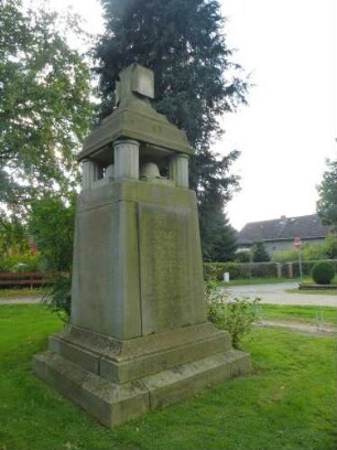 Dergenthin, Perleberg, Lenzener Straße, Schilder Weg