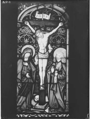 Schloß Eberstein Glasmalerei Kreuzigungsgruppe (15. Jahrhundert) Glasfenster kam aus der Pfarrkirche von Dühren