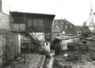 Radeberg. Hauptstraße. Rückseite der Wohnhäuser zwischen Humboldt-Gymnasium und Filmtheater