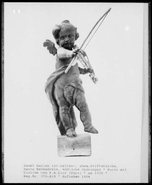 Musizierender Putto