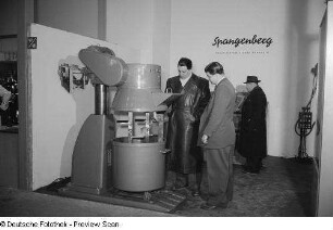 Messestand Spangenberg Maschinenfabrik Mannheim der Leipziger Frühjahrsmesse
