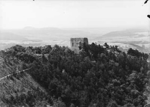 Lobdeburg mit Saaletal und Blick zur Leuchtenburg