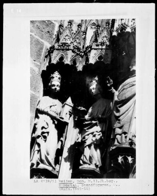 Standfiguren vom Südportal