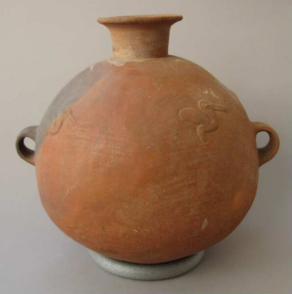 Clay vessel