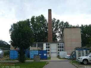 Heizhaus mit Schornstein; Berlin, Marzahn-Hellersdorf