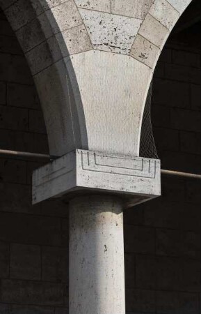 Kapitell der Arkaden am Stuttgarter Kunstgebäude