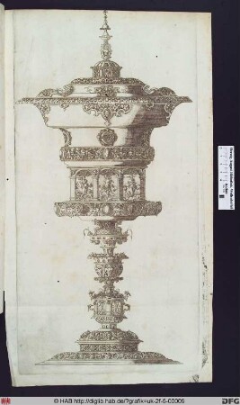 Deckelpokal mit ornamentalen Verzierungen und figürlichen Darstellungen