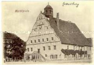 Ansicht von Rathaus und Marktplatz der Stadt Gattersburg?