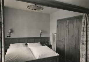 Westerzgebirge. Fichtelberg. Fichtelberghaus. Schlafzimmer