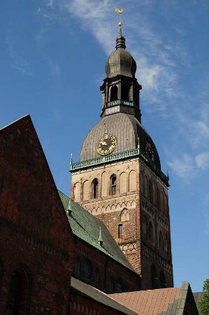 Backsteingotik : Blick auf den Turm des Domes. Aufgenommen im Juni 2008. Foto Uwe Gerig