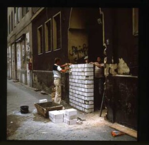 Diapositiv: Manteuffelstr. 40-41, 1981