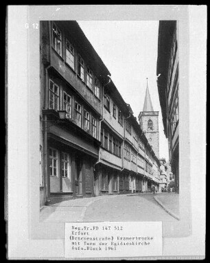 Krämerbrücke. Blick zum Turm der Ägidienkirche