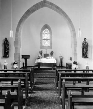 Kath. Kirche (Kath. Kirche); Eiterfeld, Mengerser Straße 7