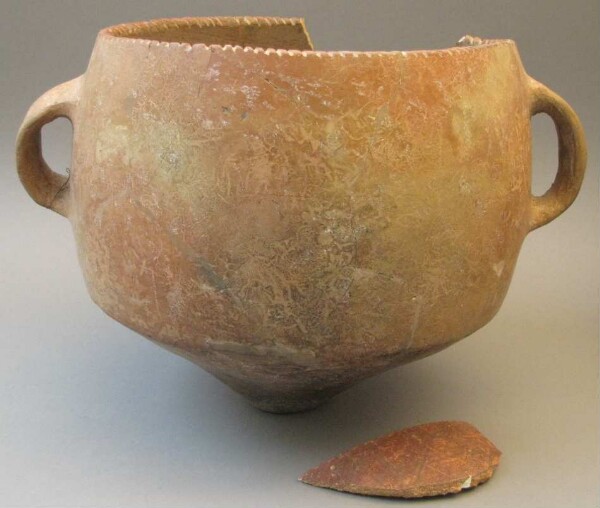 Clay vessel