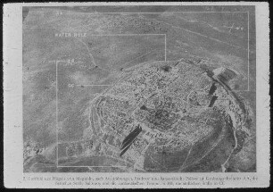 Tell el-mutesellim [Megiddo], Luftbild nach Grabungen