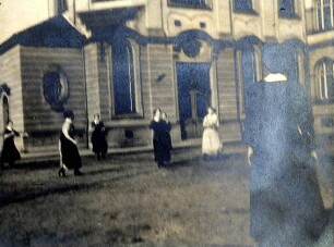 Viktoria-Pensionat. Schülerinnen - Gruppenfoto