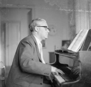 Porträt Kapellmeister Wilhelm Hübner