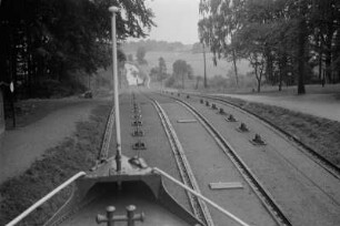 Rollberg des Oberländer Kanals : Schienen eines sogenannten Rollberges des Oberländer Kanals, der zur Überwindung eines Höhenunterschieds dient.