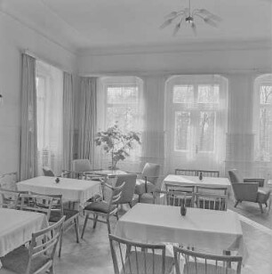 LPG - Kleinbautzen - Wohnheim : Kleinbautzen. Lehrlingswohnheim der LPG Kleinbautzen, Am Schloss. Raumaufnahme