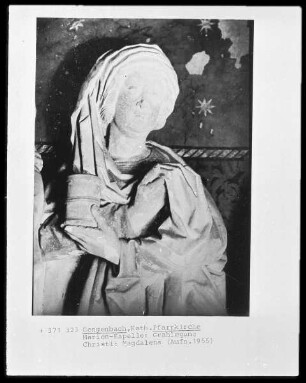 Heiliges Grab mit Baldachinarchitektur — Totenwache der drei Marien — Maria Magdalena