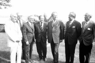 22. Tagung 1972 Mediziner; Große Gruppen mit Willy Brandt: André F. Cournand, Werner Forßmann, Sir Hans A. Krebs, Feodor Lynen, Willy Brandt, Ph. Held, Edward L. Tatum