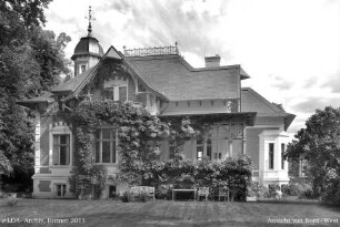 Villa & Nebengebäude & Einfriedung; Berlin, Steglitz-Zehlendorf