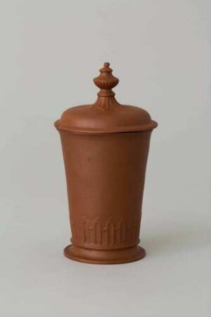Deckelbecher