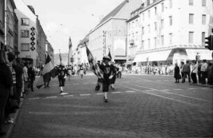 Freiburg: Umzug (Kaiser-Joseph-Straße)