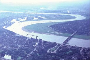 Rhein vor dem Ausbau 1962 bei Düsseldorf