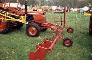 Fotografie: Gartenbautechnik-Freiland, Pflanzenschutz, Feldspritzgerät, Frontanbau