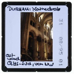 Durham, Kathedrale : Innenraum, südliches Querhaus, Ostwand, von Nordwesten