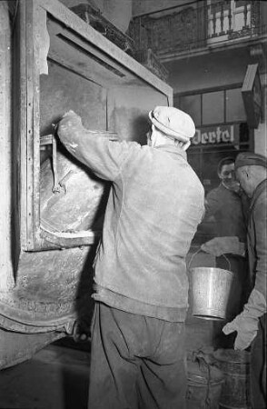 Arbeit bei der Städtischen Müllabfuhr.