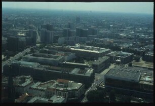 Berlin, Nikolaikirche,Berlin, Palast der Republik,Berlin, Staatsratsgebäude : Blick vom Fernsehturm
