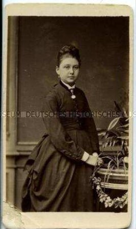 Junge Frau, Carte de Visite