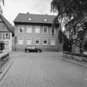 Geisenheim, Römerberg 9