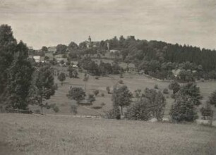Frauenstein : Frauenstein, Schloss, Burgruine und Begräbniskirche von Osten gesehen