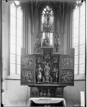 Rieden / Rosengarten evangelische Marienkirche Hochaltar geöffnet um 1510 Darstellung "Verkündigung, Christis Gebrurt, Anbetung der Heiligen drei Könige, Marienkrönung"