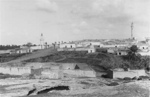 Stadt : Blick auf die Altstadt bei Kusbat, Msellata