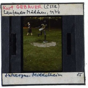 Gebauer, Laufendes Mädchen