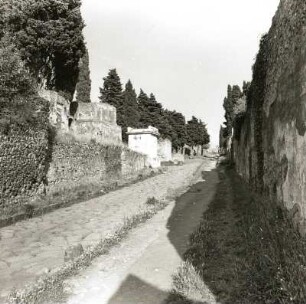 Pompeji. Gräberstraße. Blick nach Südosten